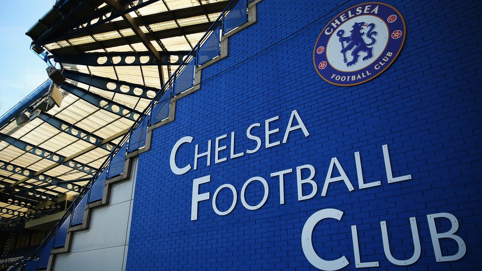 CLB Chelsea trả tiền để ém vụ lạm dụng tình dục? - BBC News Tiếng Việt